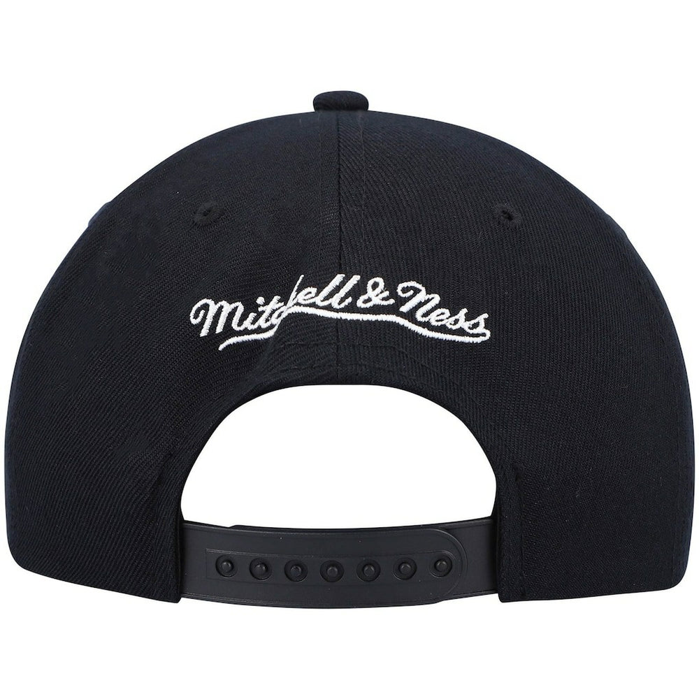 Mitchell & Ness Boston Celtics Hardwood Classics Script 2.0 Snapback Hat Black