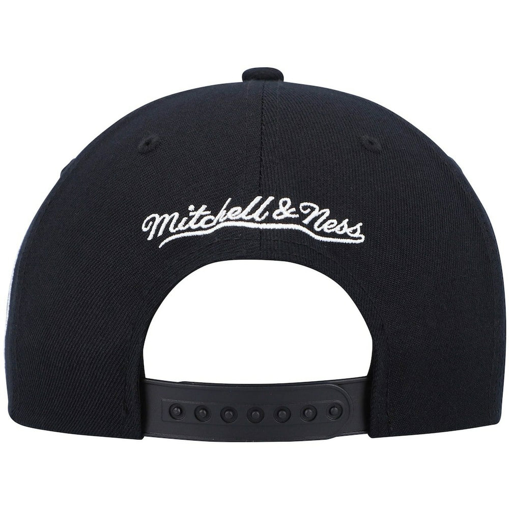 Mitchell & Ness Brooklyn Nets Hardwood Classics Script 2.0 Snapback Hat Black