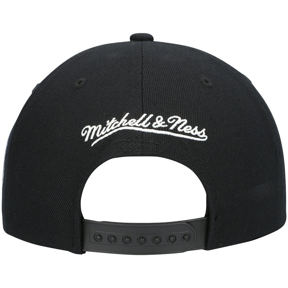Mitchell & Ness Dallas Mavericks Hardwood Classics Script 2.0 Snapback Hat Black