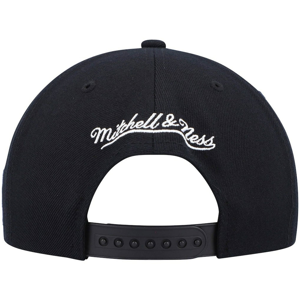 Mitchell & Ness Philadelphia 76ers Hardwood Classics Script 2.0 Snapback Hat Black