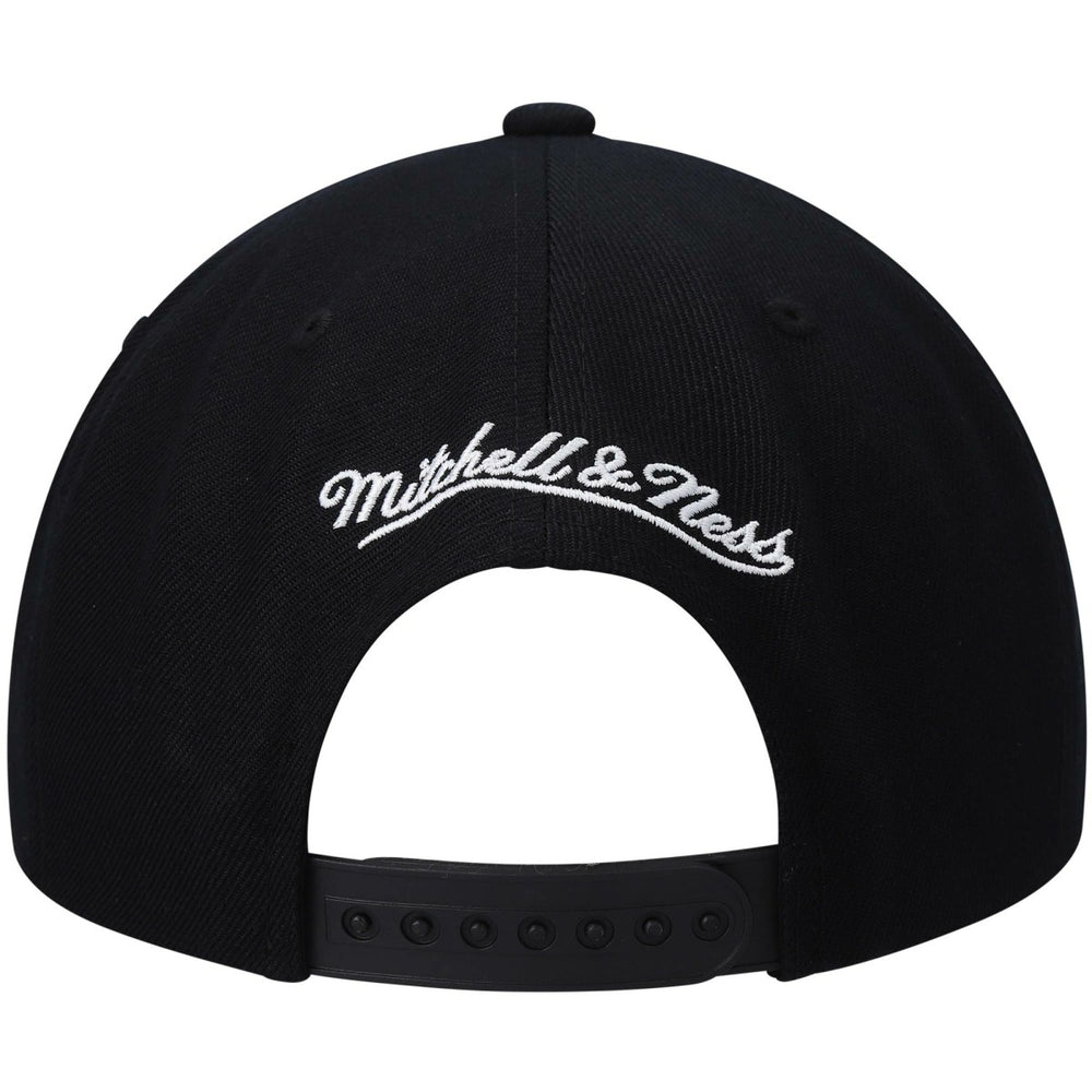 Mitchell & Ness Sacramento Kings Hardwood Classics Script 2.0 Snapback Hat Black