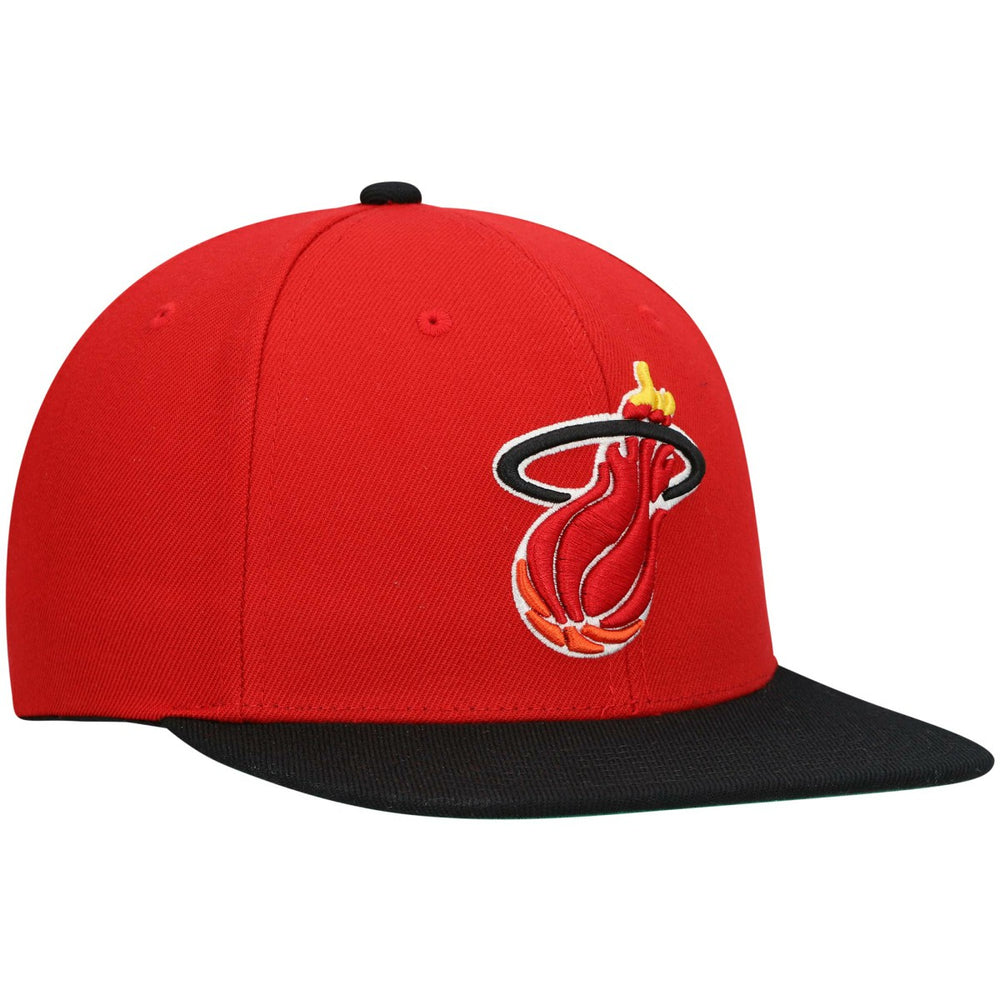 Mitchell & Ness Miami Heat Hardwood Classics Team Two-Tone 2.0 Snapback Hat Red/Black