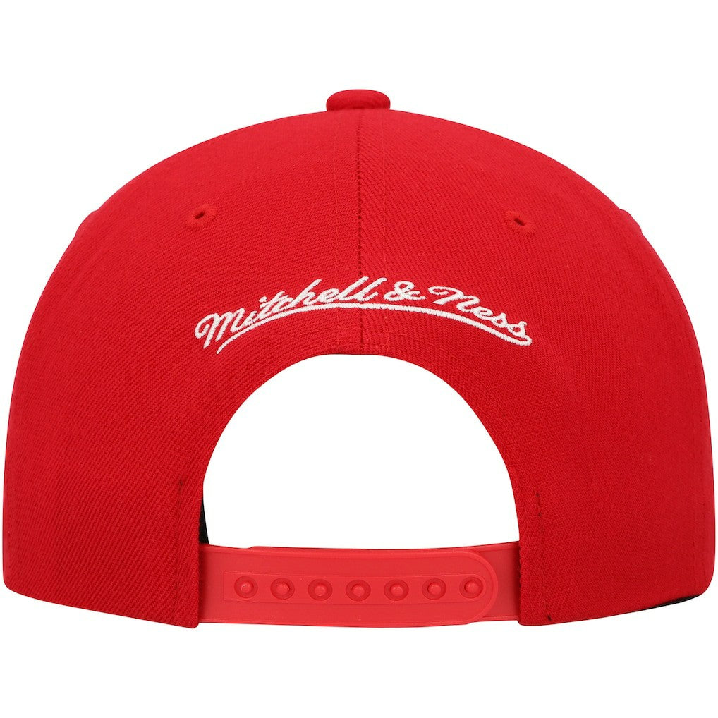 Mitchell & Ness Atlanta Hawks Hardwood Classics Team Ground 2.0 Snapback Hat Red