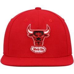 Mitchell & Ness Chicago Bulls Hardwood Classics Team Ground 2.0 Snapback Hat Red