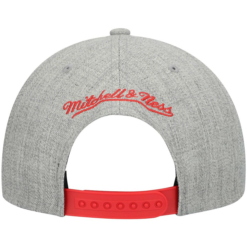 Mitchell & Ness Atlanta Hawks Hardwood Classics Team 2.0 Snapback Hat Heathered Gray