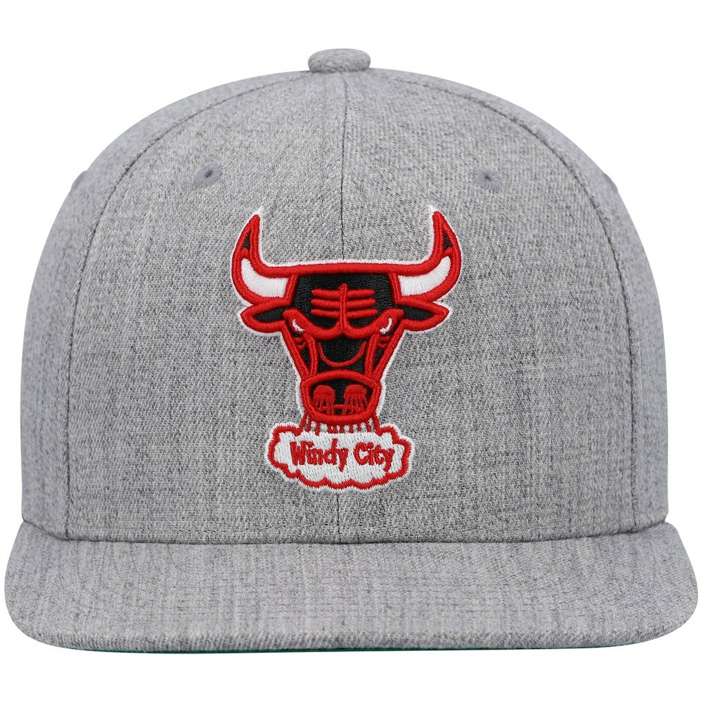 Mitchell & Ness Chicago Bulls Hardwood Classics Team 2.0 Snapback Hat Heathered Gray