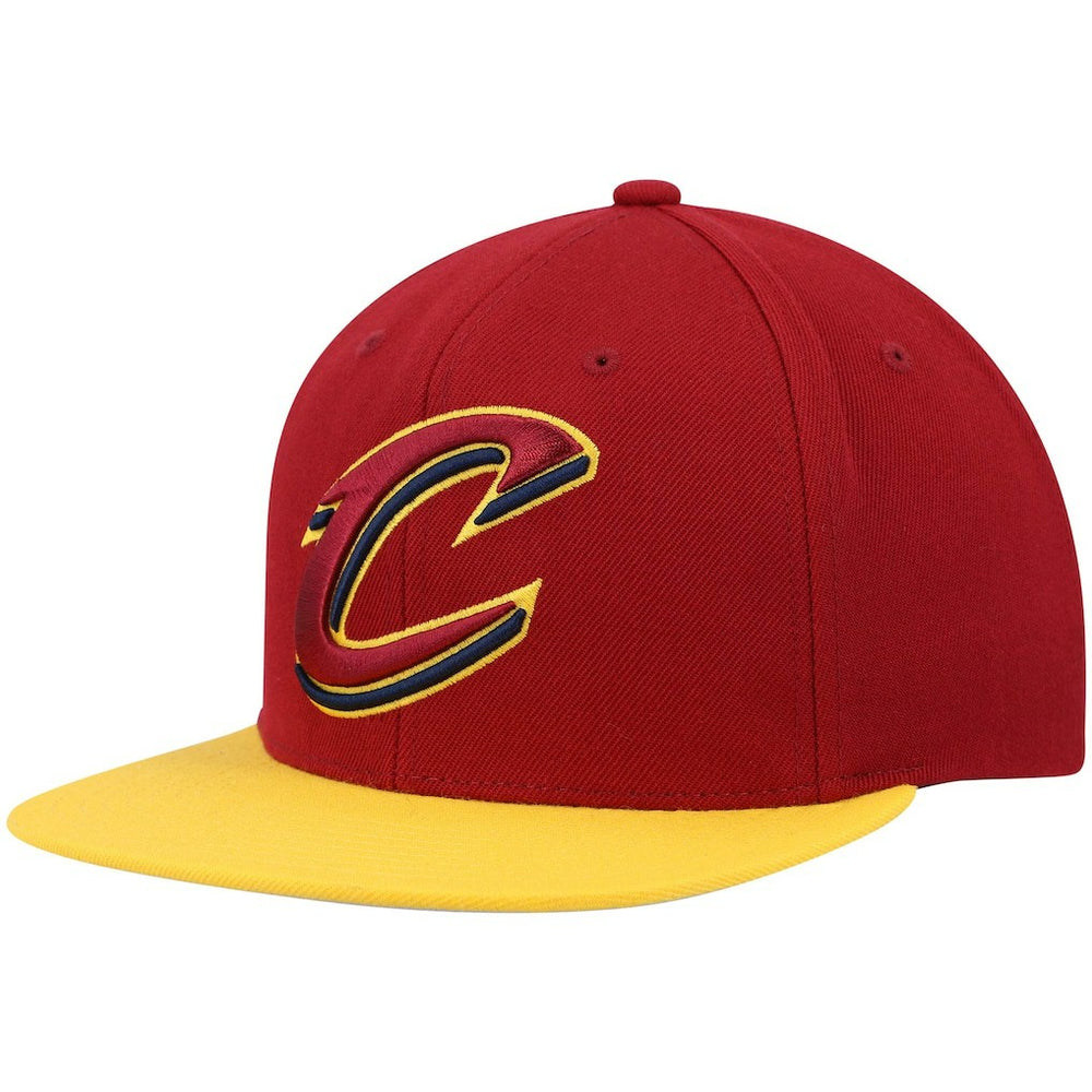 Mitchell & Ness Cleveland Cavaliers Team Two-Tone 2.0 Snapback Hat Wine/Gold