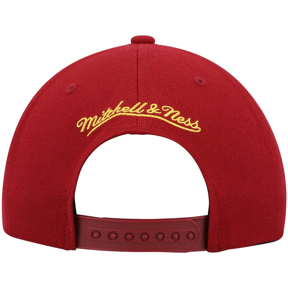 Mitchell & Ness Cleveland Cavaliers Team Two-Tone 2.0 Snapback Hat Wine/Gold