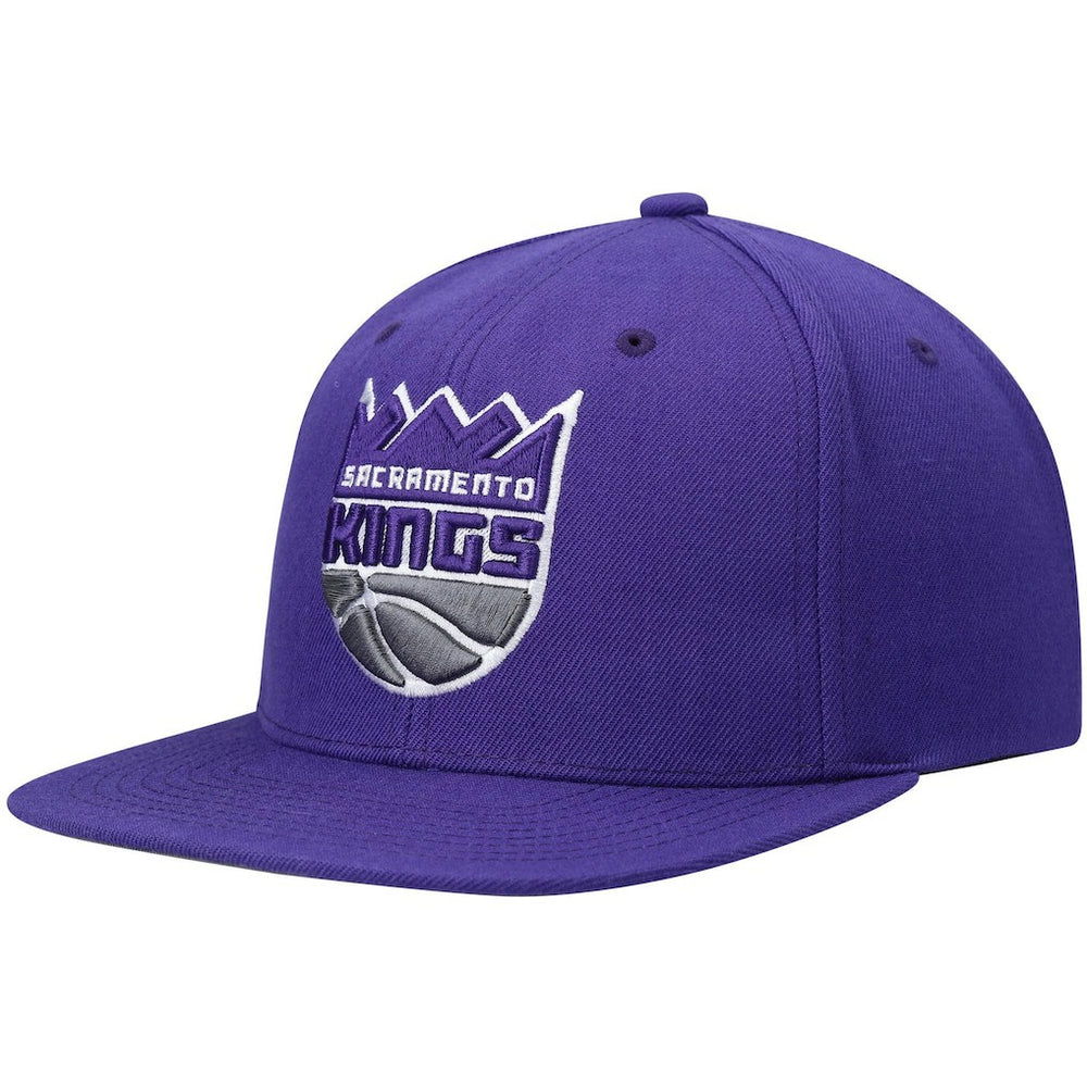 Mitchell & Ness Sacramento Kings Ground 2.0 Snapback Hat Purple