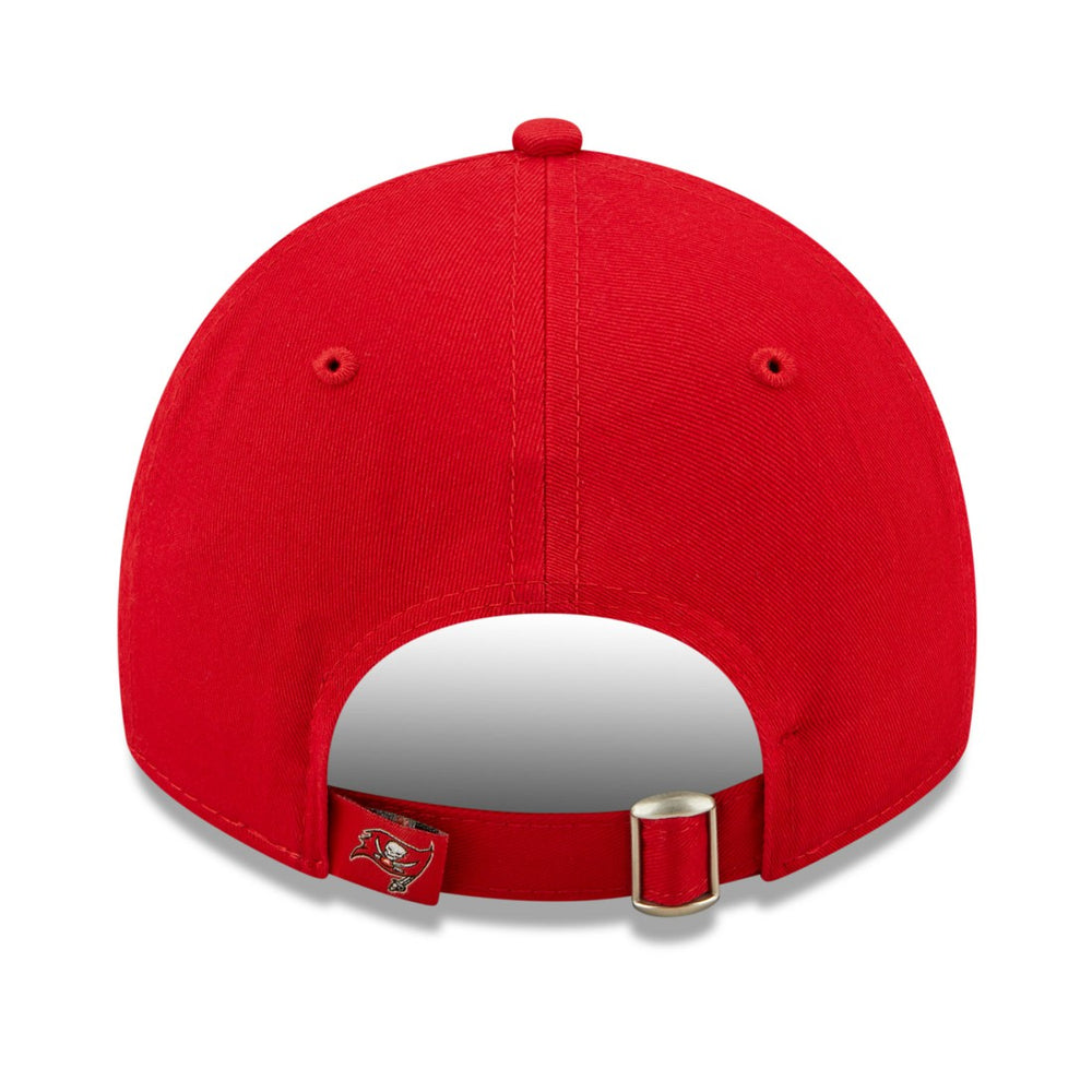 Tampa Bay Buccaneers New Era Women's Formed 9TWENTY Adjustable Hat - Red - NFL