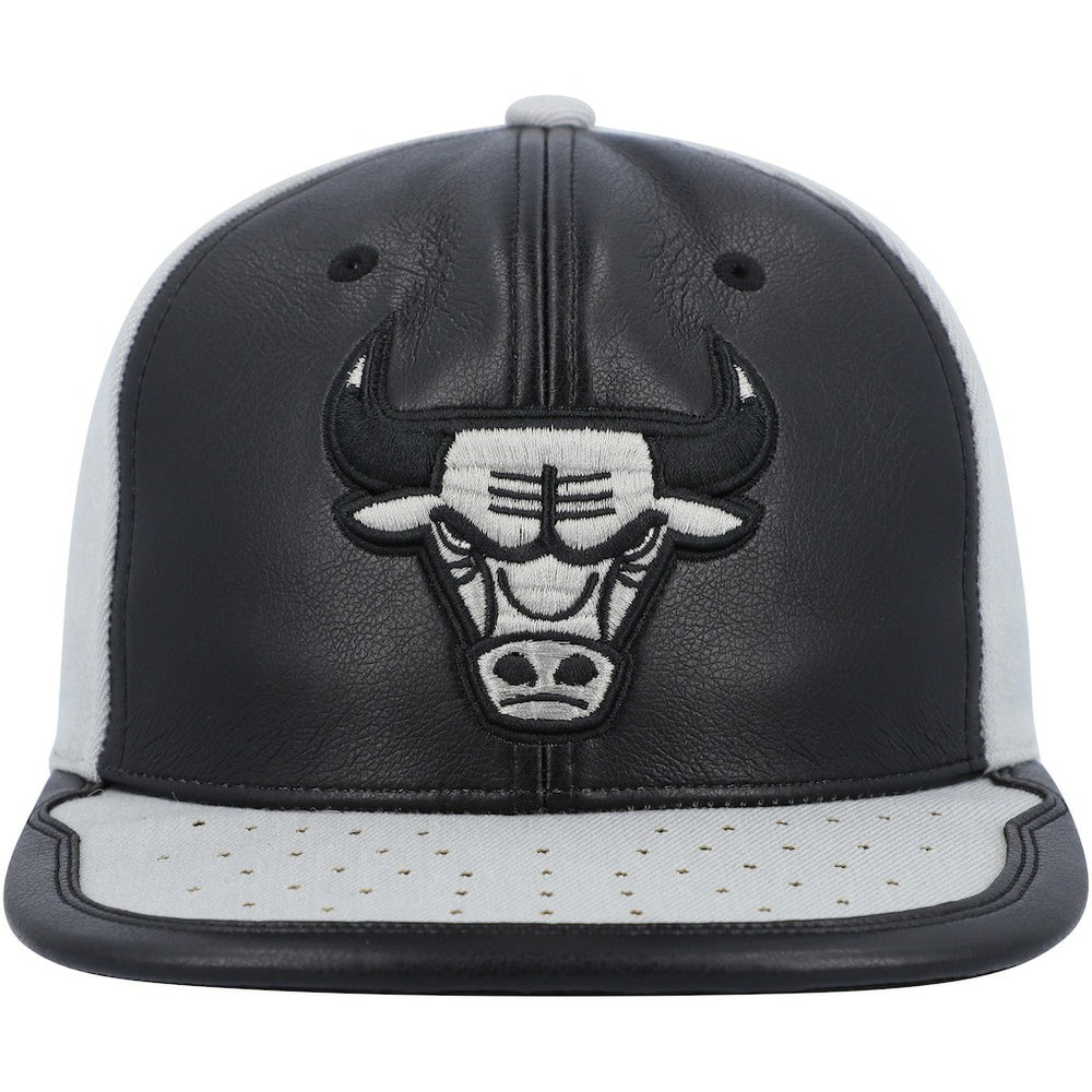 Mitchell & Ness Chicago Bulls Day One Snapback Hat Black/Gray
