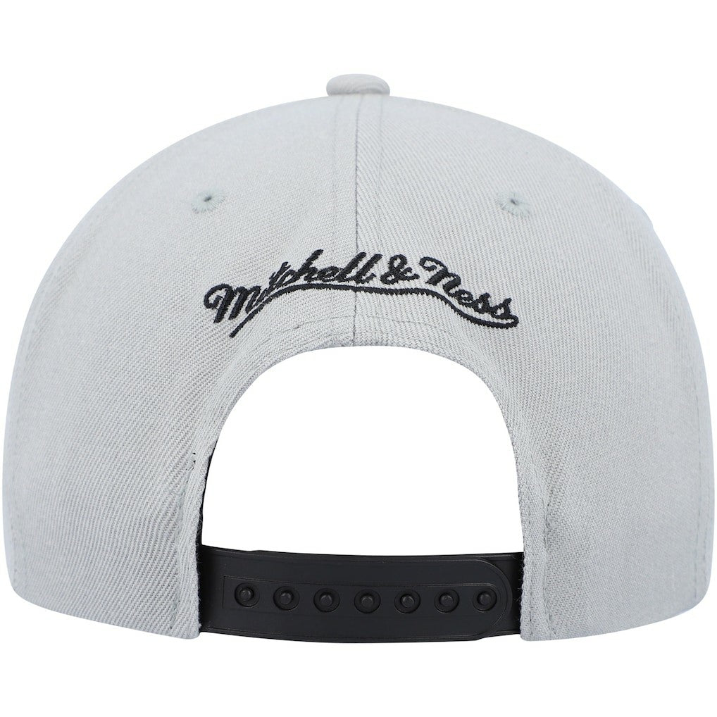 Mitchell & Ness Chicago Bulls Day One Snapback Hat Black/Gray