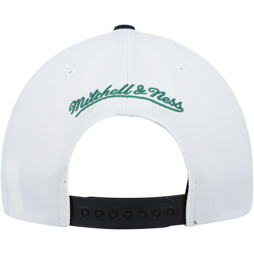 Mitchell & Ness Chicago Bulls Day One Snapback Hat White/Green