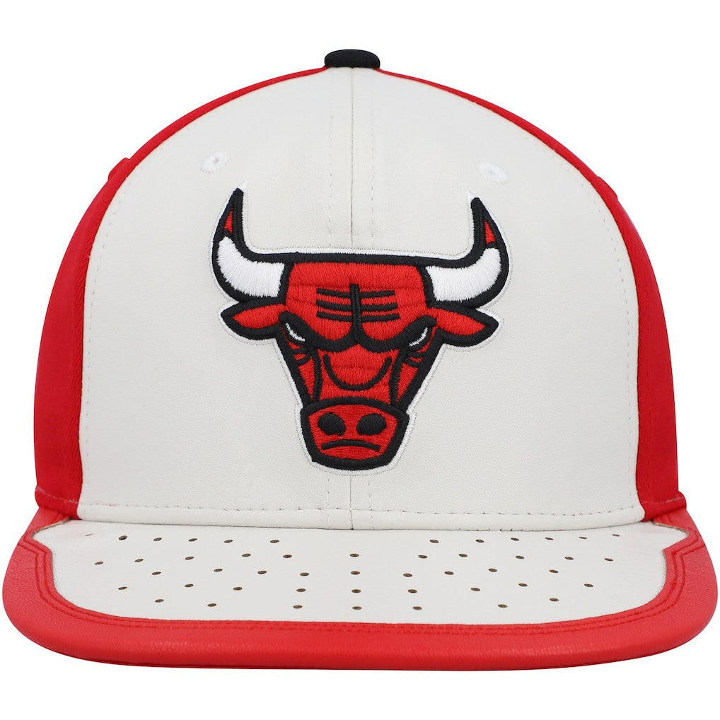 Mitchell & Ness Chicago Bulls Day One Snapback Hat White/Red