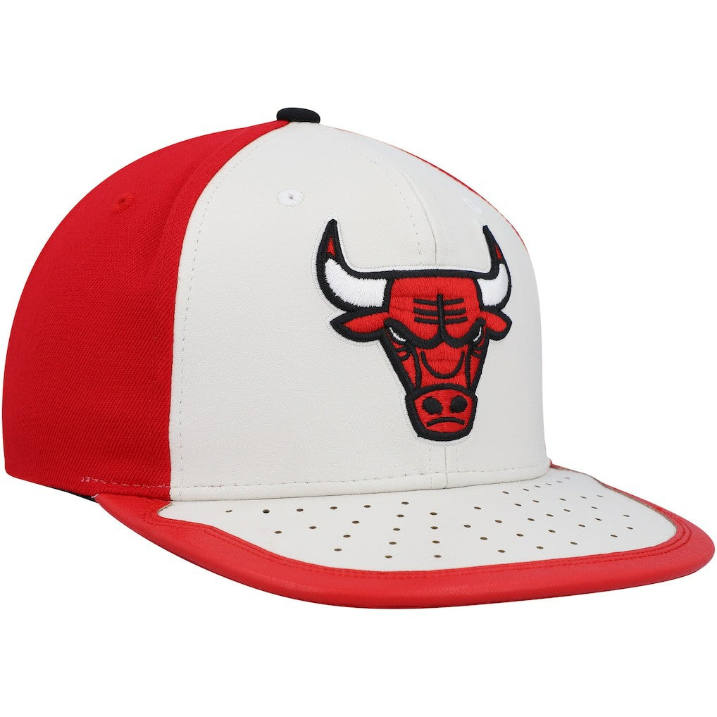 Mitchell & Ness Chicago Bulls Day One Snapback Hat White/Red