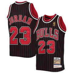 Mitchell & Ness Michael Jordan Chicago Bulls Youth 1996-97 Hardwood Classics Authentic Jersey Black/Red