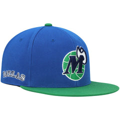 Mitchell & Ness Dallas Mavericks Hardwood Classics Snapback Hat Blue/Green