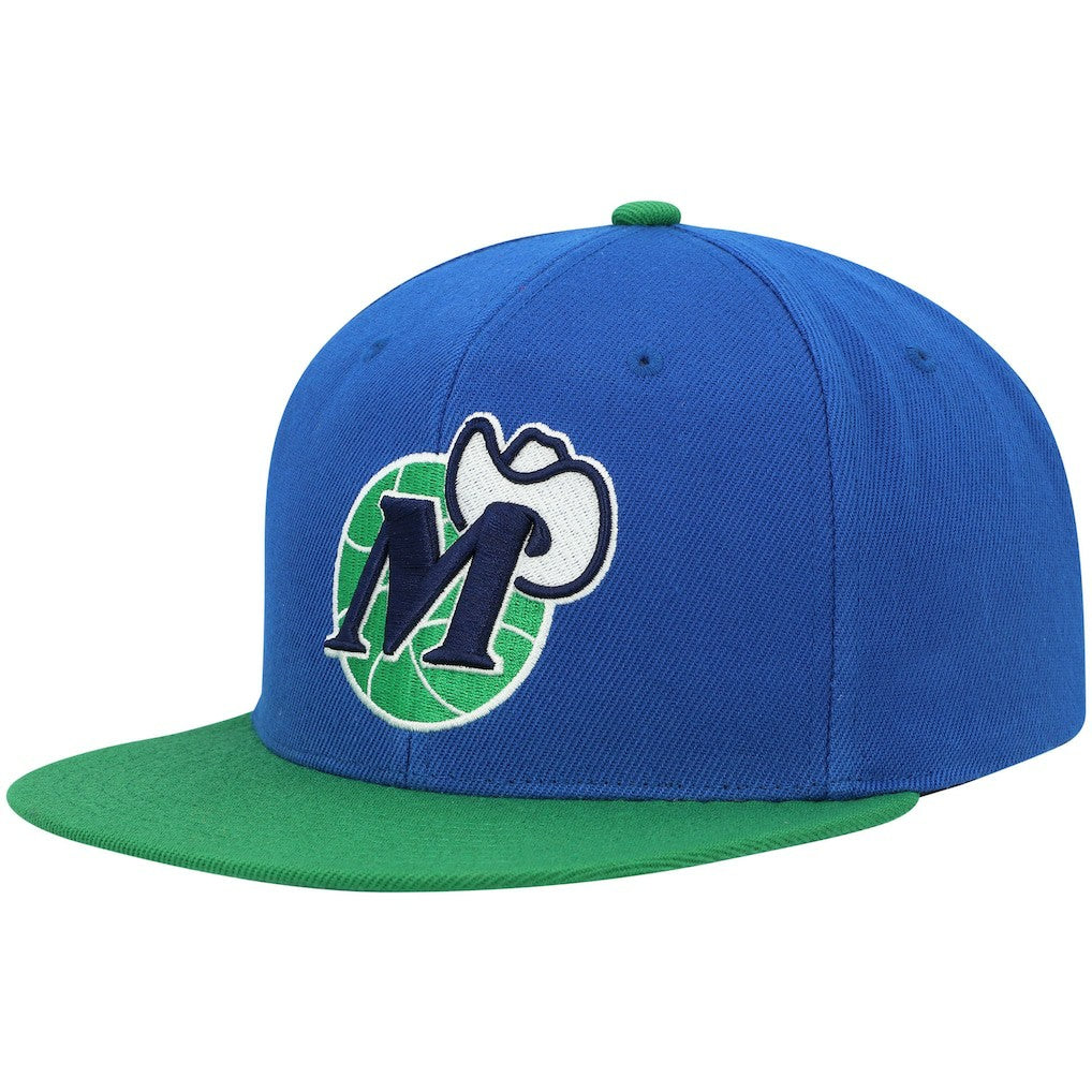 Mitchell & Ness Dallas Mavericks Hardwood Classics Snapback Hat Blue/Green