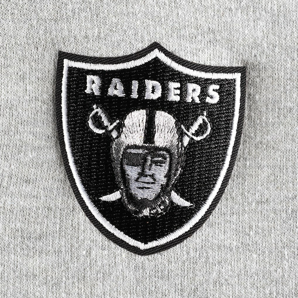 Las Vegas Raiders Antigua Women's Lightweight Jackpot Raglan Half-Zip Pullover Hoodie - Heather Gray - NFL