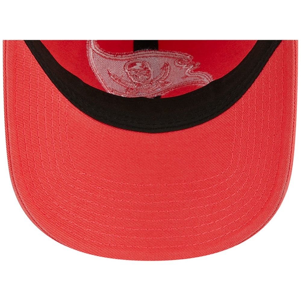 Tampa Bay Buccaneers New Era Core Classic 2.0 Brights 9TWENTY Adjustable Hat - Red - NFL