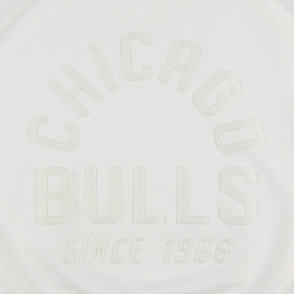 Chicago Bulls Sportiqe Women's Ashlyn Brava Raglan Pullover Sweatshirt Cream