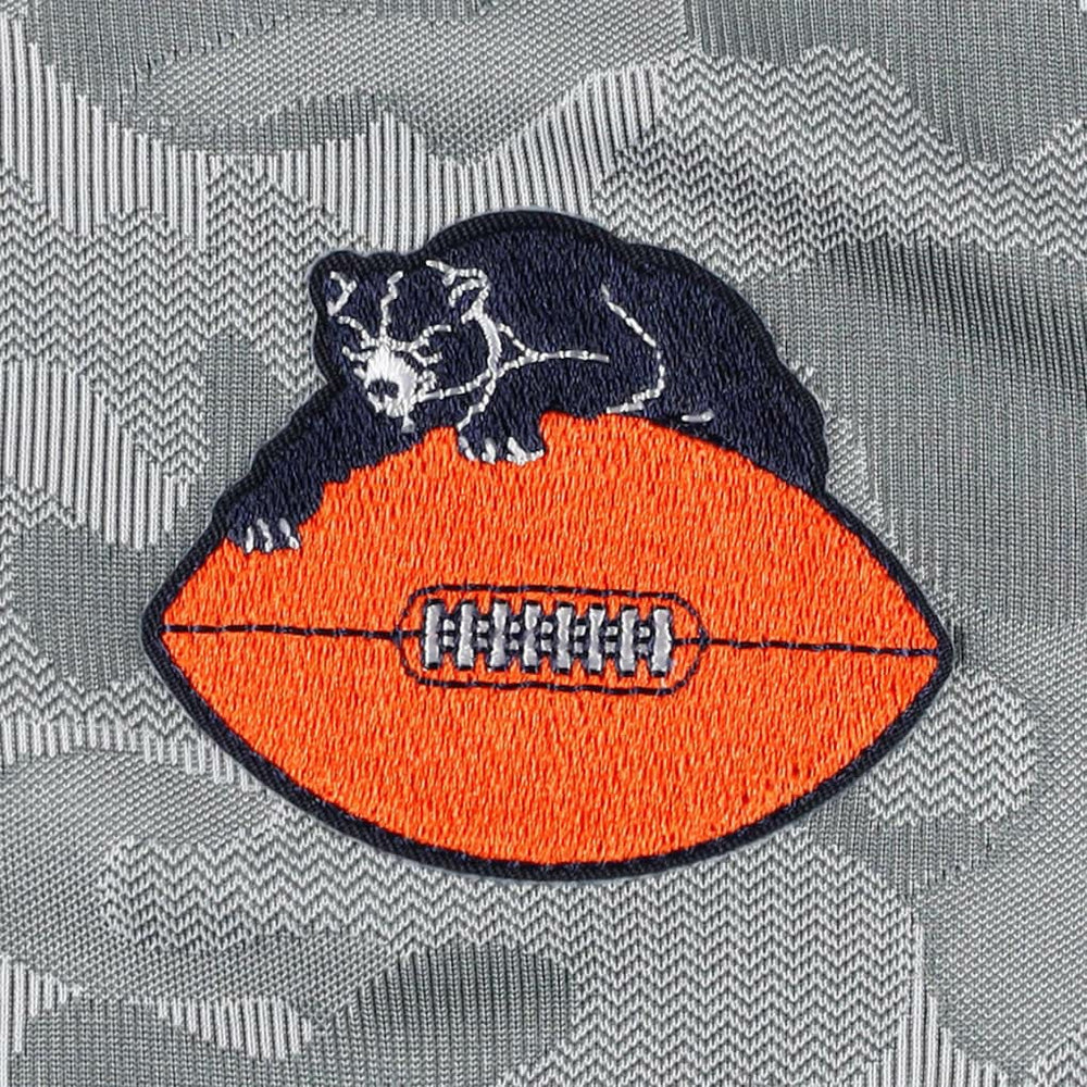 Chicago Bears Antigua Brigade Throwback Quarter-Zip Top - Gray - NFL