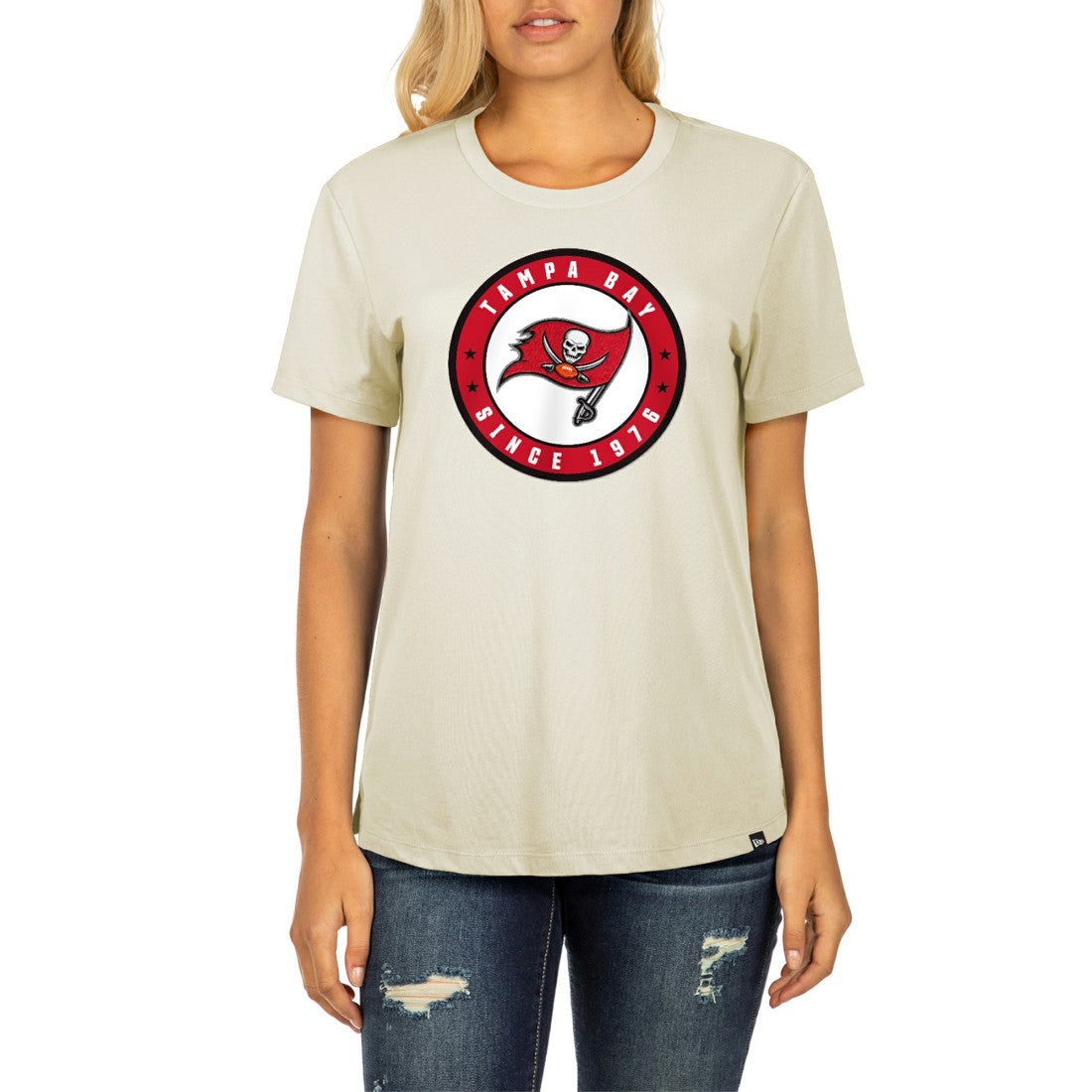 Tampa Bay Buccaneers New Era Women's 2023 NFL Draft T-Shirt - Cream - NFL