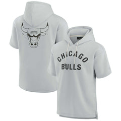 Fanatics Chicago Bulls Unisex Elements Super Soft Fleece Short Sleeve Pullover Hoodie Gray