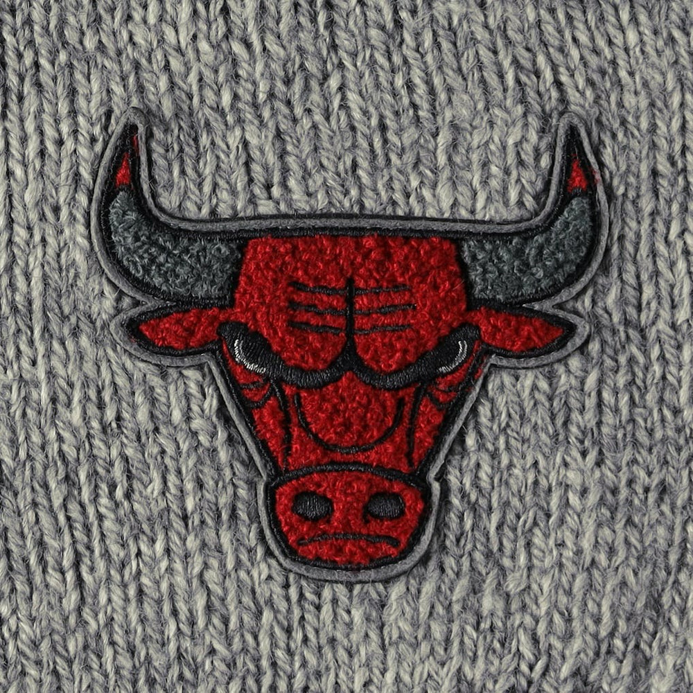 Chicago Bulls Lusso Women's Scarletts Lantern Sleeve Tri-Blend V-Neck Pullover Sweater Gray