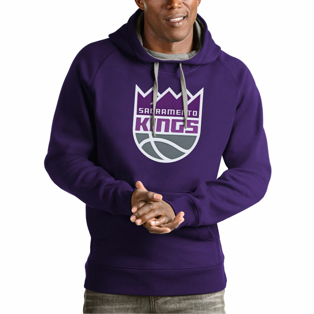 Sacramento Kings Antigua Team Logo Victory Pullover Hoodie Purple