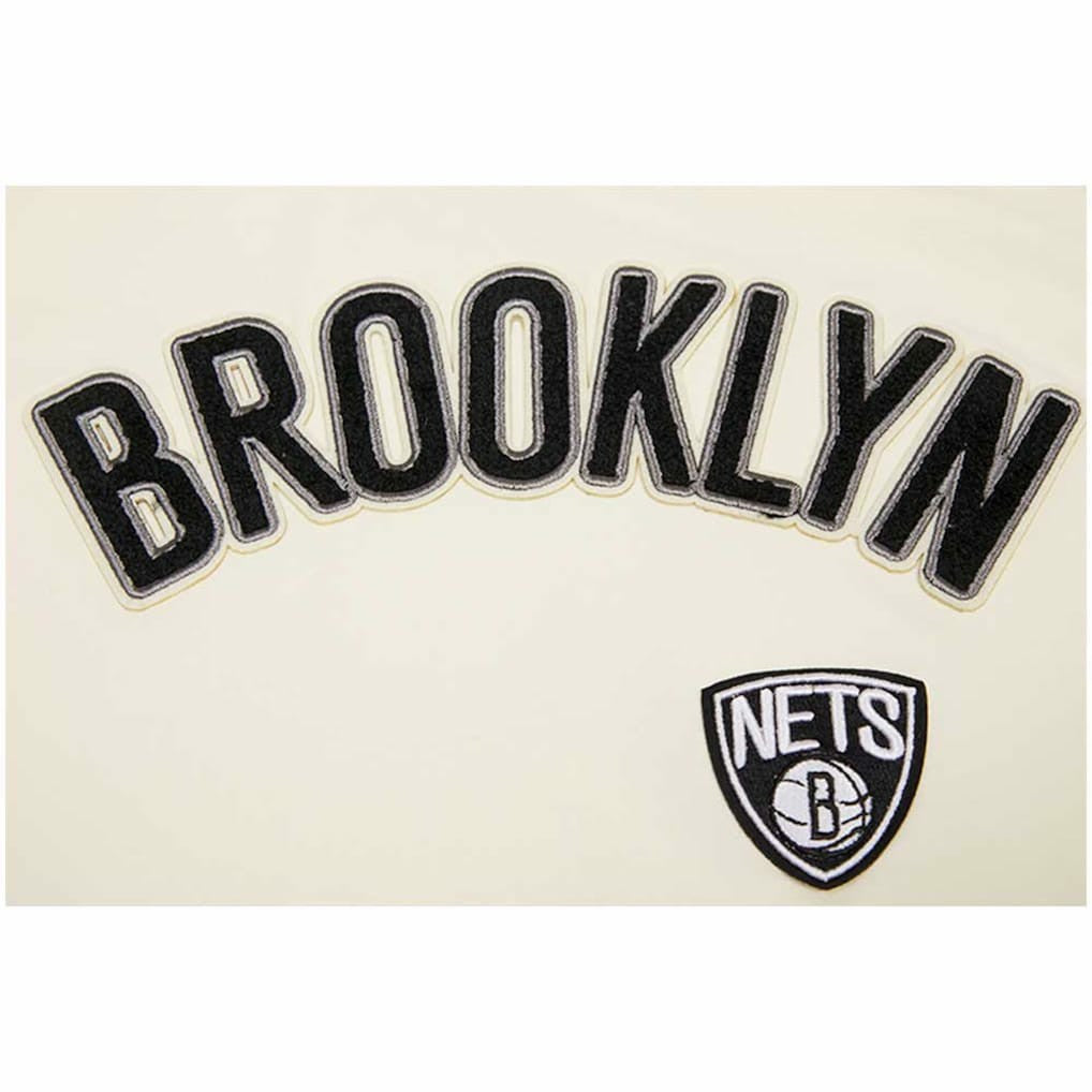Brooklyn Nets Pro Standard Women's Retro Classic Cropped Boxy T-Shirt Cream