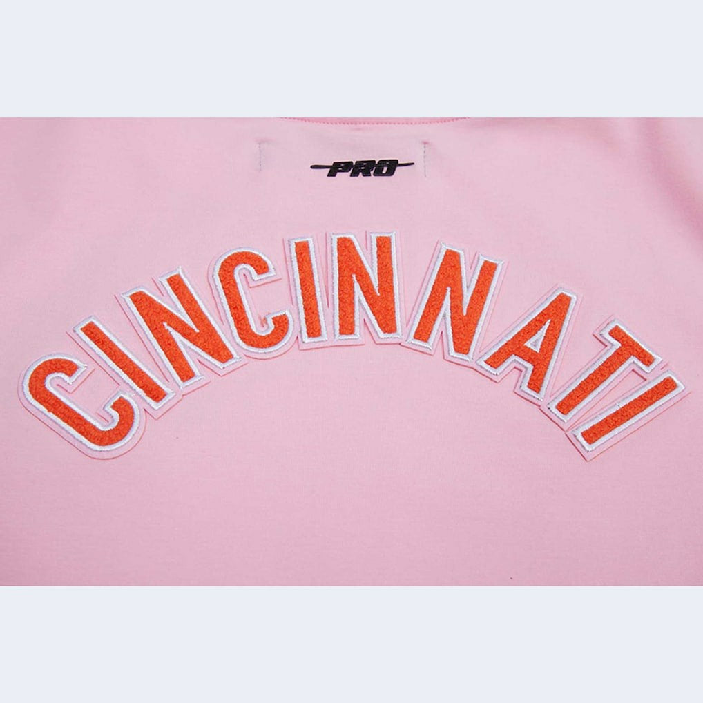 Cincinnati Bengals Pro Standard Women's Cropped Boxy T-Shirt - Pink - NFL