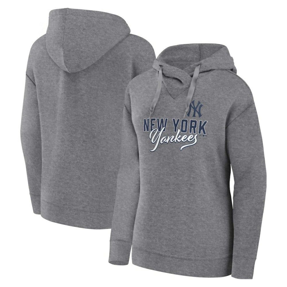 Profile New York Yankees Women's Plus Size Pullover Hoodie Near Me