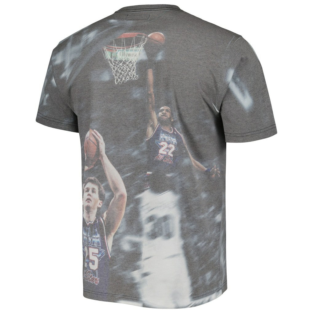 Mitchell & Ness Cleveland Cavaliers Above the Rim Graphic T-Shirt