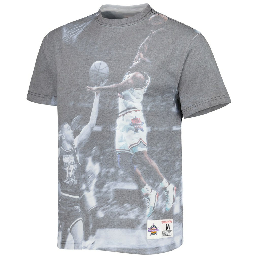 Mitchell & Ness Golden State Warriors Above the Rim Graphic T-Shirt