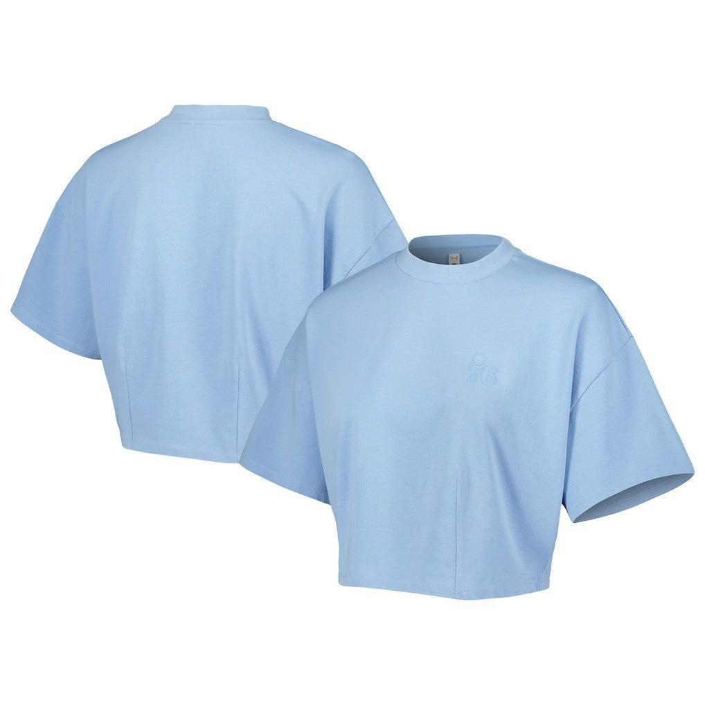 Philadelphia 76ers Lusso Women's Nola Faded Tonal Cropped T-Shirt Light Blue