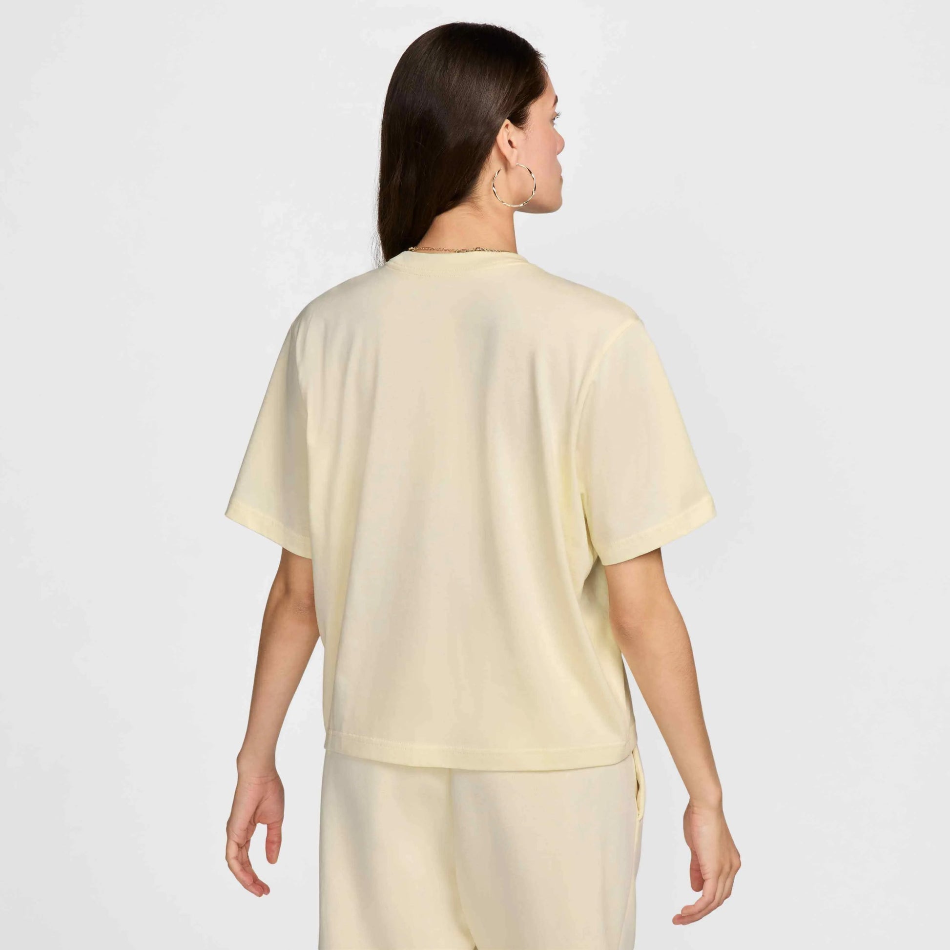 Nike - 2024-25 Brazil Women's Earth SS Tee