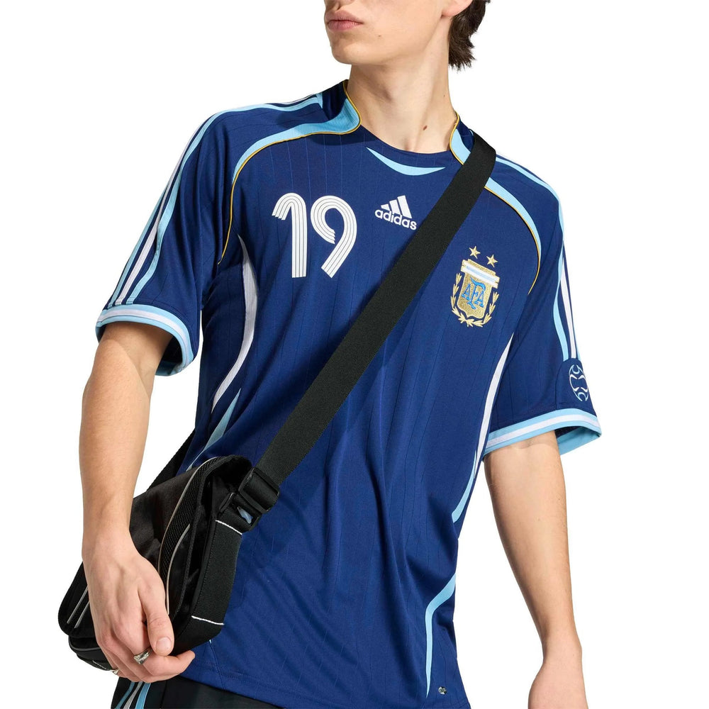 Adidas - 2006 Argentina Men's Retro Stadium Away Messi #19 Soccer Jersey