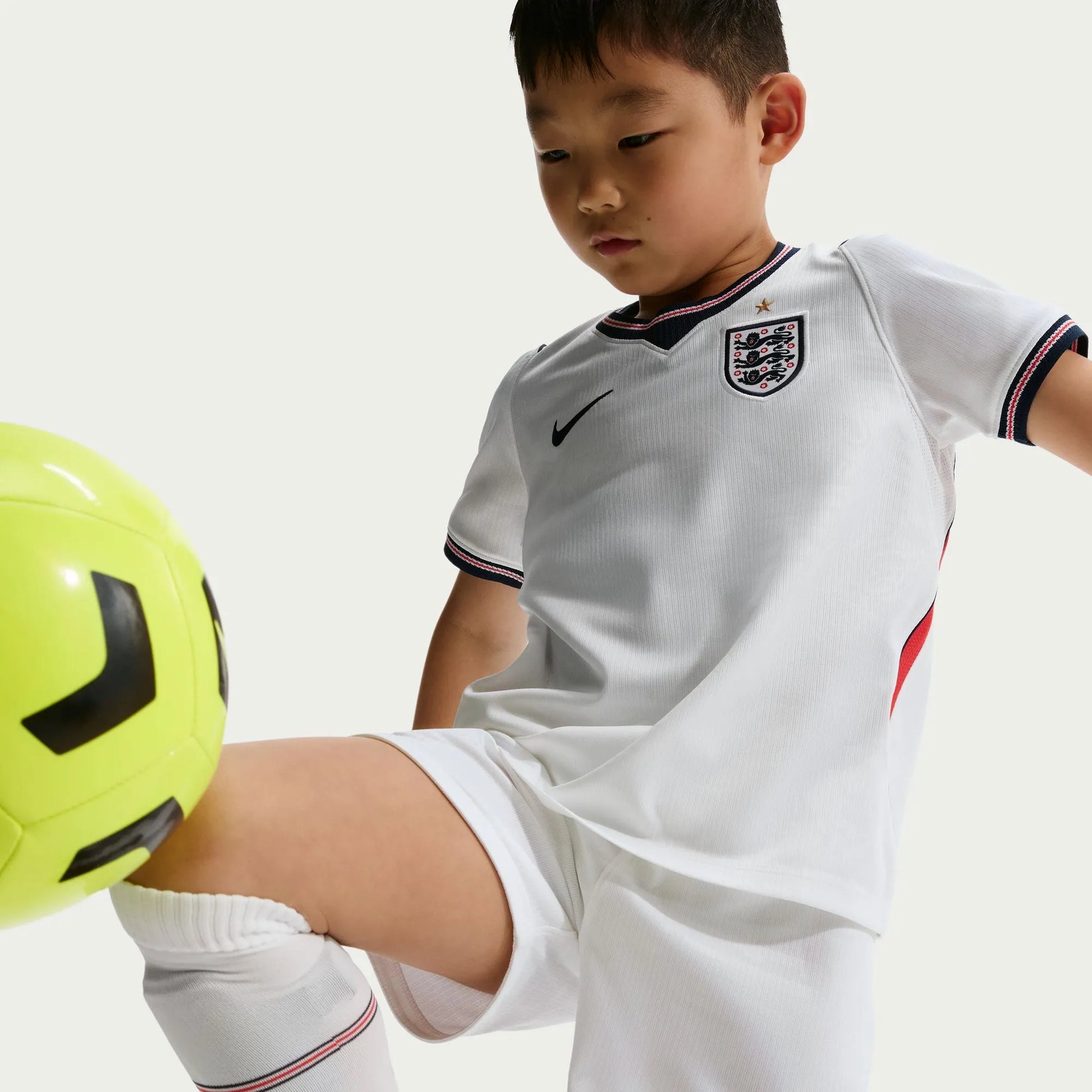 Nike - 2026-27 England Little Kids' Stadium Home Kit