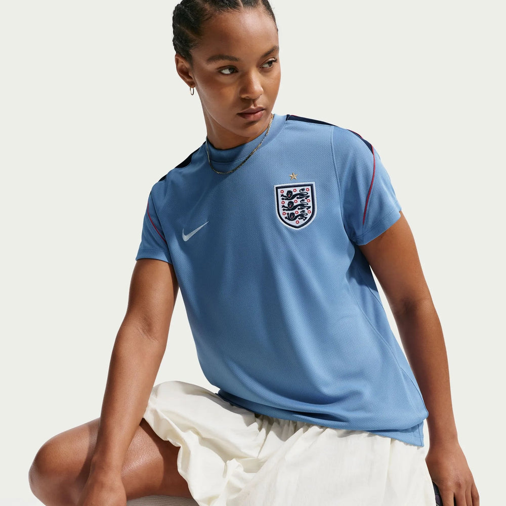 Nike - 2026-27 England Women's Strike Top