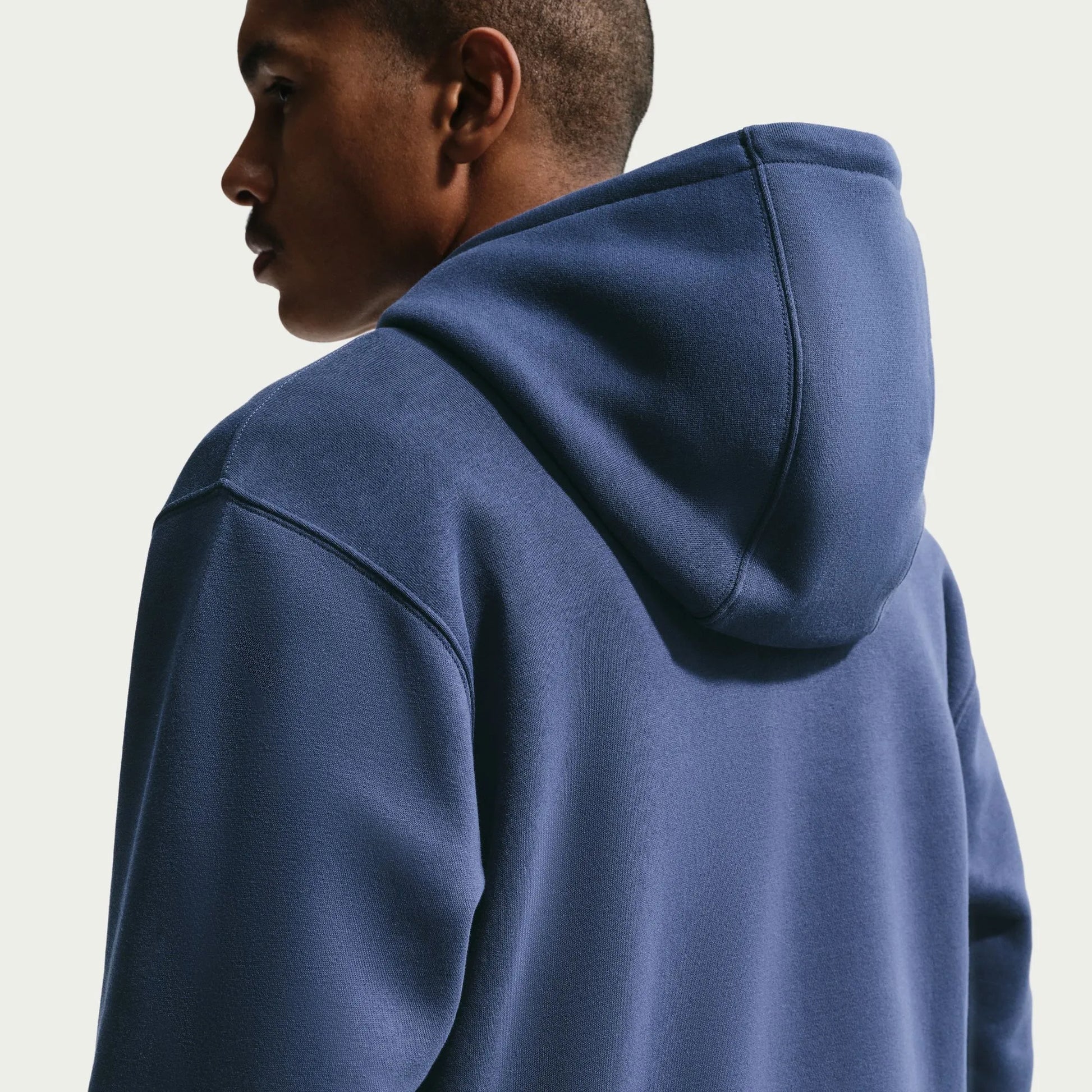 Nike - 2026-27 England Men's Club Pullover Hoodie
