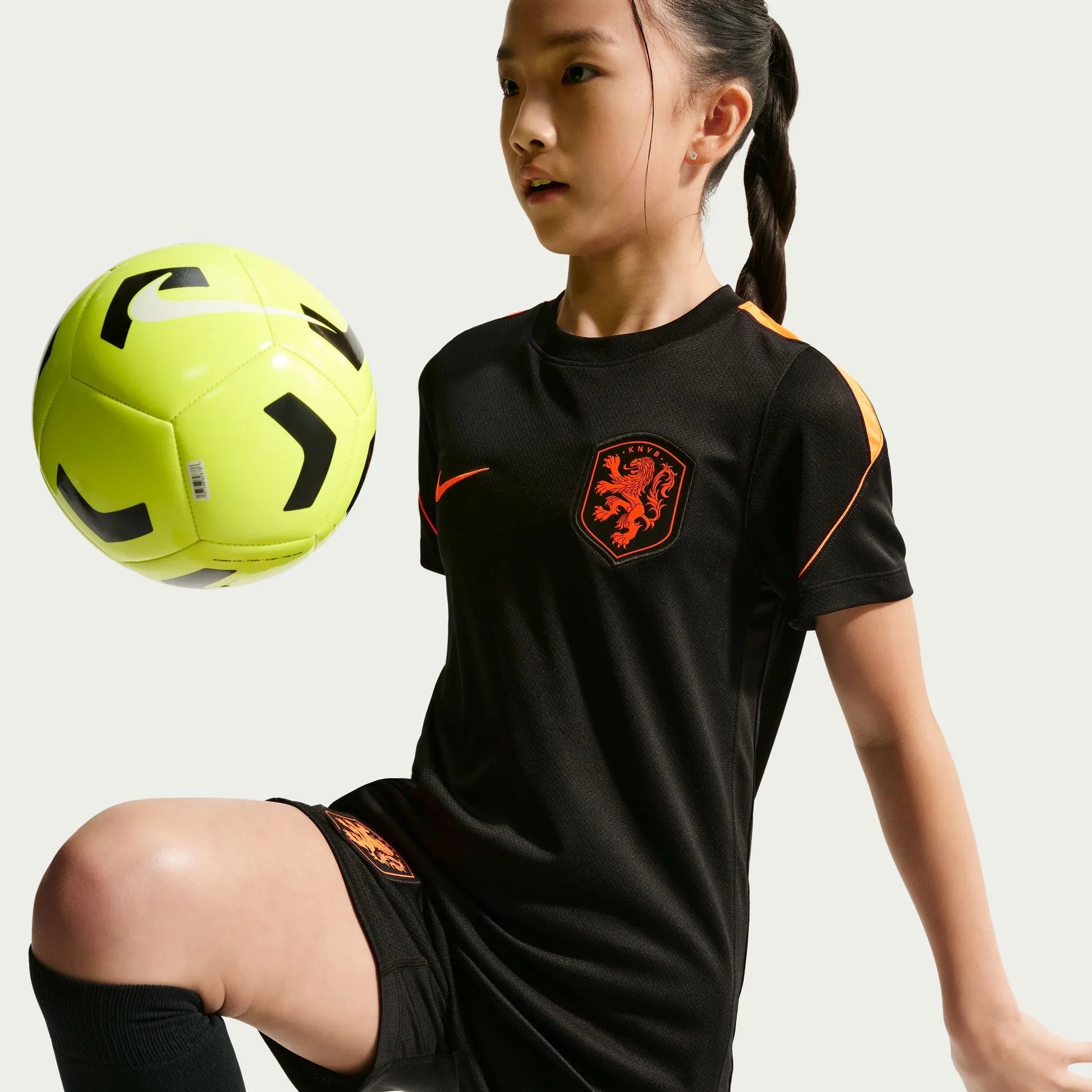 Nike - 2026-27 Netherlands Youth Strike Top