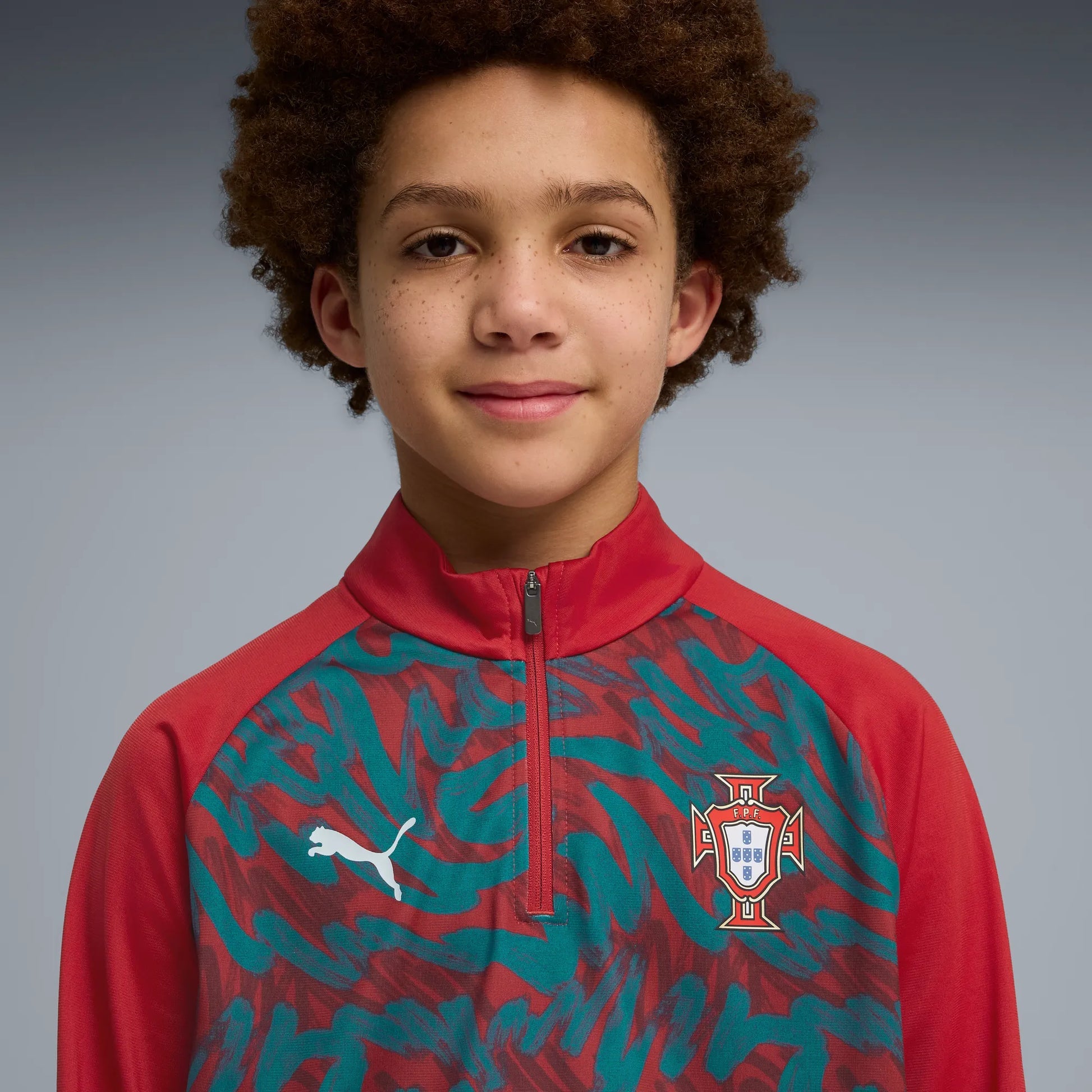 Puma - 2026-27 Portugal Youth 1/4 Zip Pre-Match Top